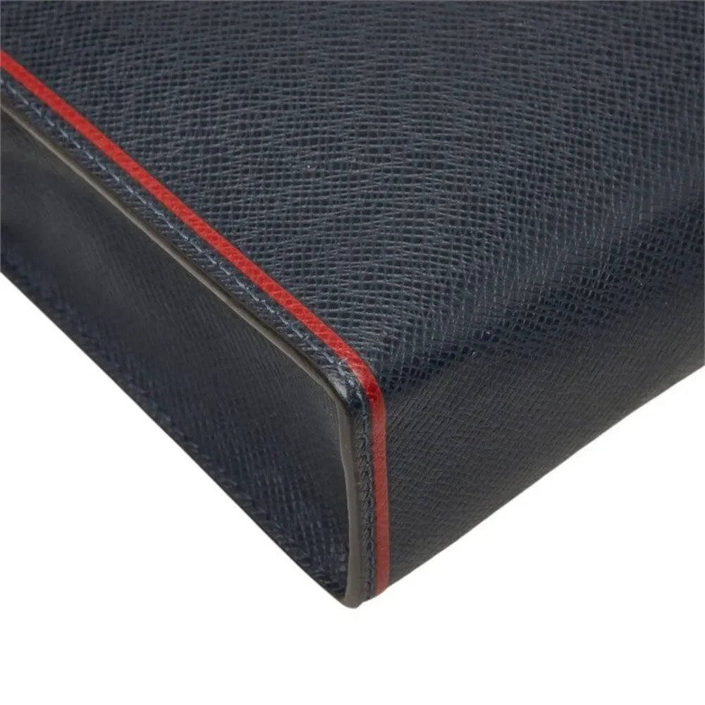 Louis Vuitton Taiga Pochette Voyage